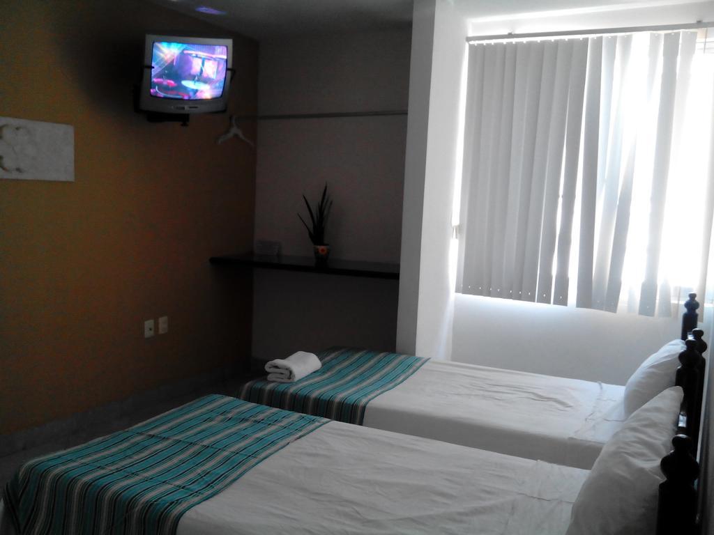 Hotel Y Hostal Casa Risueno Campeche Zimmer foto